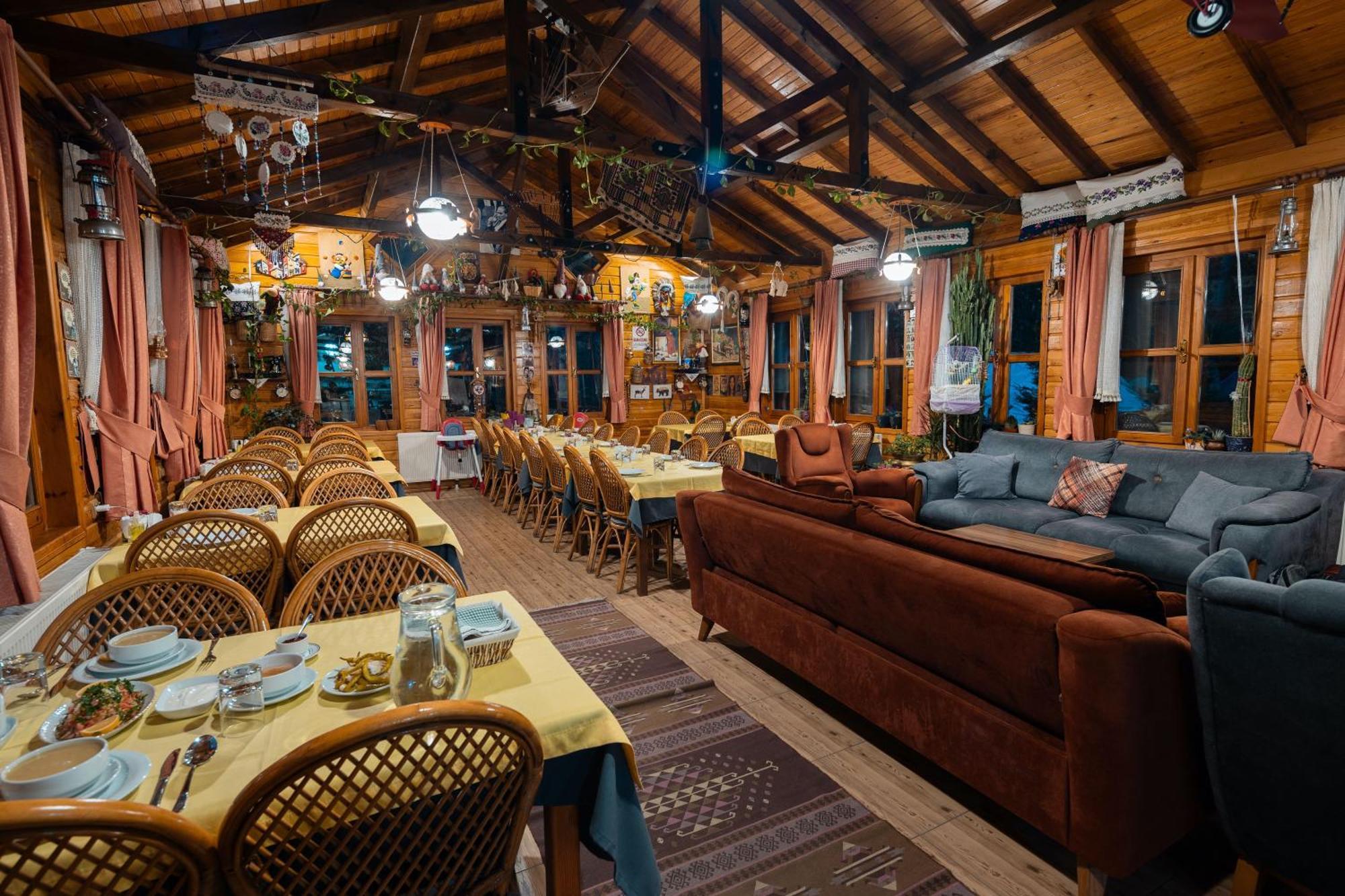 Bed and Breakfast Abant Doga Koeskue Болу Екстер'єр фото